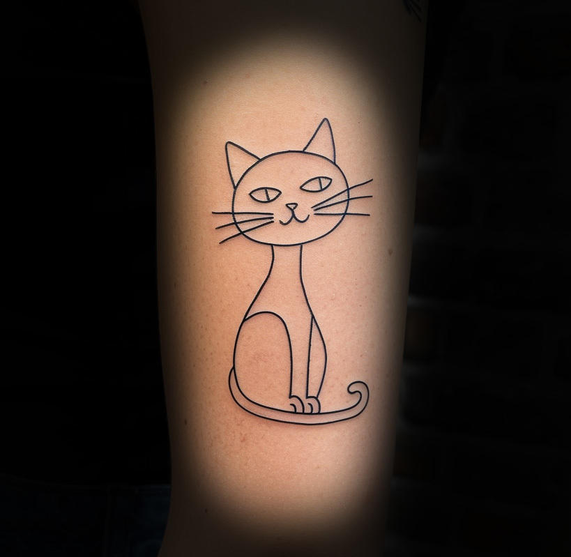 simple-cat-best-tattoo-kaitlyn-mcknight-knoxville.jpg