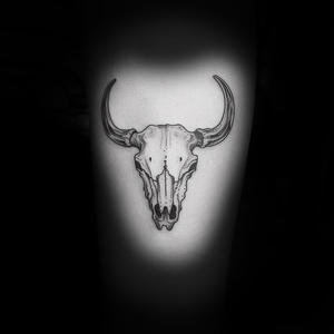 cow-skull-tattoo-kaitlyn-mcknight-knoxville.jpg